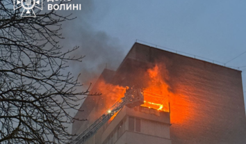 У Луцьку уламки шахеду пошкодили балкон квартири, де живе журналістка Ірина Дімітрова