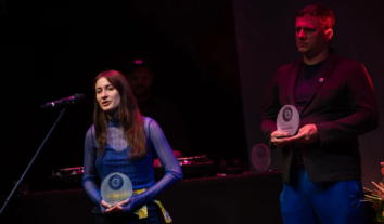 Проєкт про дзвінки українців у перші дні повномасштабної війни визнали аудіокнигою року в Чехії