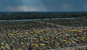 На Національному військовому меморіальному кладовищі встановлюватимуть кенотафи на честь загиблих захисників і захисниць