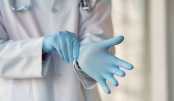 Медики можуть отримати службове житло за державний кошт у прифронтових містах – Мінрозвитку