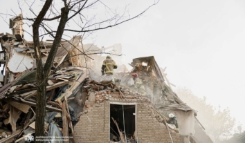 Кількість загиблих унаслідок вчорашньої російської атаки на Дніпро збільшилася до восьми людей