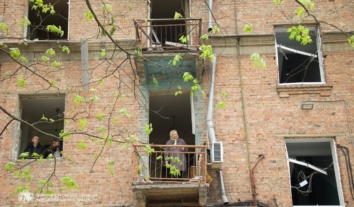 Атака РФ на Дніпро 25 квітня: у лікарнях досі три десятки постраждалих, четверо з яких – важкі