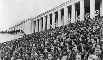 Мільйони користувачів перевіряють членство родичів у нацистській партії через новий німецький онлайн-архів