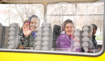 Ще майже 30 переселенців з Донеччини приїхали на Рівненщину