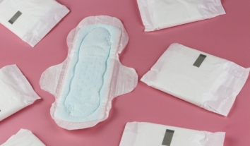 Військова влада М’янми розширила заборону на менструальні засоби: правозахисники називають це гендерним насильством