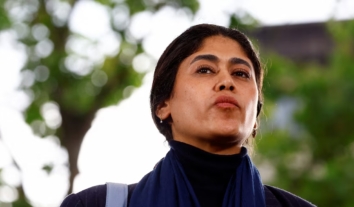 Євродепутатка Ріма Хассан постане перед судом у Франції через допис про тероризм