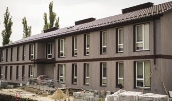 У Сумах відкрили два модульні будинки для переселенців та людей, чиє житло зруйноване війною