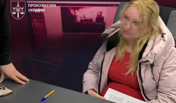 На Черкащині жінку підозрюють у виготовленні дитячої порнографії за участі власних доньок