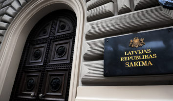Сейм Латвії ухвалив закон для захисту журналістів і активістів від зловживальних судових позовів