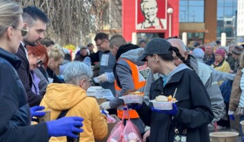 Люди “Без Дому” та люди без пауз: як волонтерська ініціатива надає допомогу тим, хто опинилися у скрутному становищі