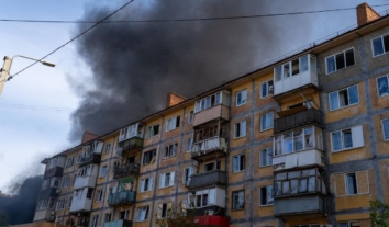 Російські війська скинули три авіабомби на центр Краматорська: щонайменше пʼятеро загиблих і 12 поранених
