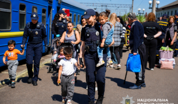 У Рівне приїхав вже шостий цьогоріч потяг з переселенцями