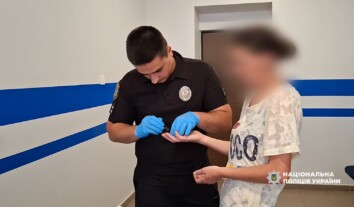 На Одещині жінку підозрюють у катуванні 5-річного сина: дитина в лікарні На Одещині жінку підозрюють у катуванні 5-річного сина: дитина в лікарні