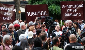 У Вірменії оголосили остаточні результати виборів: опозиція вийшла на протест біля ЦВК з вимогою скасувати результати