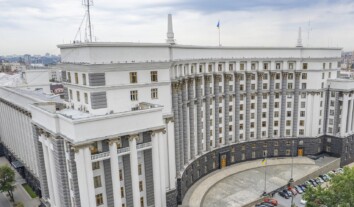 Уряд запустив експериментальний проєкт для видачі посвідчень на повернення мешканцям окупованих територій – але правозахисники застерігають про ризики