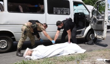 Российские военные убили обстрелами вчера в Украине 14 гражданских Российские военные убили обстрелами вчера в Украине 14 гражданских