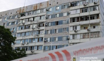 Российские военные обстрелами вчера убили в Украине десять гражданских Российские военные обстрелами вчера убили в Украине десять гражданских