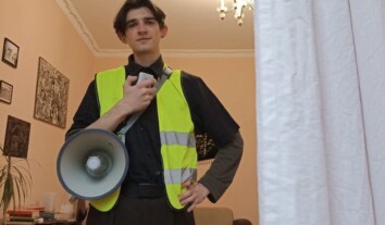 У Львові активісту “Прямої дії” Максиму Шумакову вручили підозру у кримінальному провадженні. Він пов’язує це з громадською діяльністю