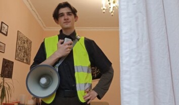 У Львові активісту “Прямої дії” Максиму Шумакову вручили підозру у кримінальному провадженні. Він пов’язує це з громадською діяльністю