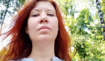 Журналістка Тетяна Коломиченко дістала важке поранення під час російського удару по виставці оборонних технологій під Києвом
