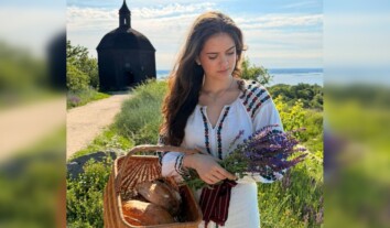19-річна українка змінила по батькові на ім’я матері: у документах вона тепер Катеринівна 19-річна українка змінила по батькові на ім’я матері: у документах вона тепер Катеринівна
