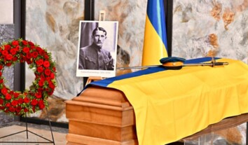У Нідерландах ексгумували останки засновнику ОУН: його перепоховають на Національному військовому меморіальному кладовищі