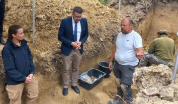 На Голосківському кладовищі у Львові досліджують останки польських і німецьких військових
