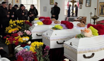 На Криворіжжі попрощалися з п’ятьма дітьми родини Воронових, які понад два місяці вважалися зниклими безвісти