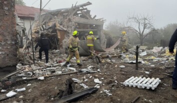 Росіяни атакували житловий сектор і два агропідприємства на Рівненщині: восьмеро людей постраждали