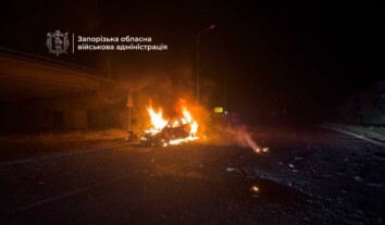 Россия ударила по мосту в Запорожье: пострадали пять человек, в том числе работники Красного Креста