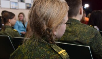 В оккупированном Симферополе около 2 тысяч школьников обучаются в кадетских классах В оккупированном Симферополе около 2 тысяч школьников обучаются в кадетских классах