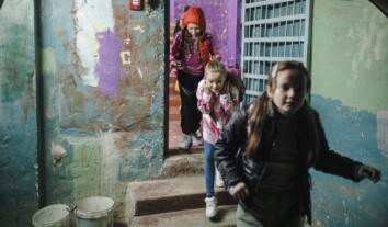 Лише 42% українських шкіл можуть проводити уроки в укриттях під час повітряних тривог – МОН